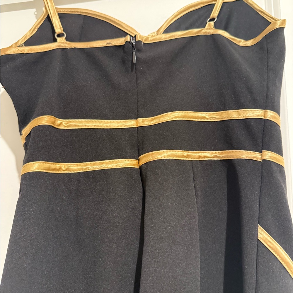 Blashe Elegant Black and Gold Dress - Picture 5 of 5